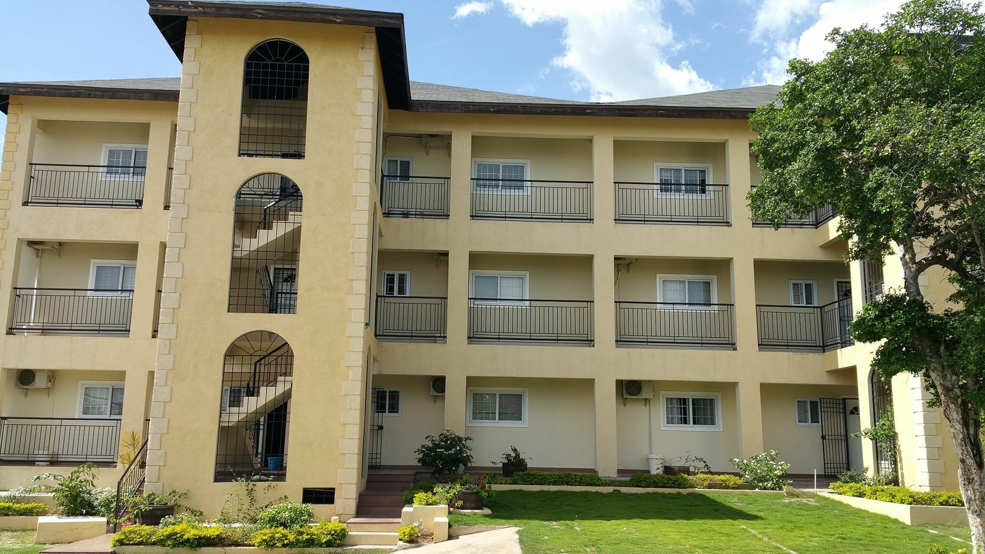 New Kingston Guest Apartments @ Donhead Exterior foto